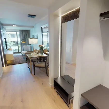 Apartment White Pearl 2.15